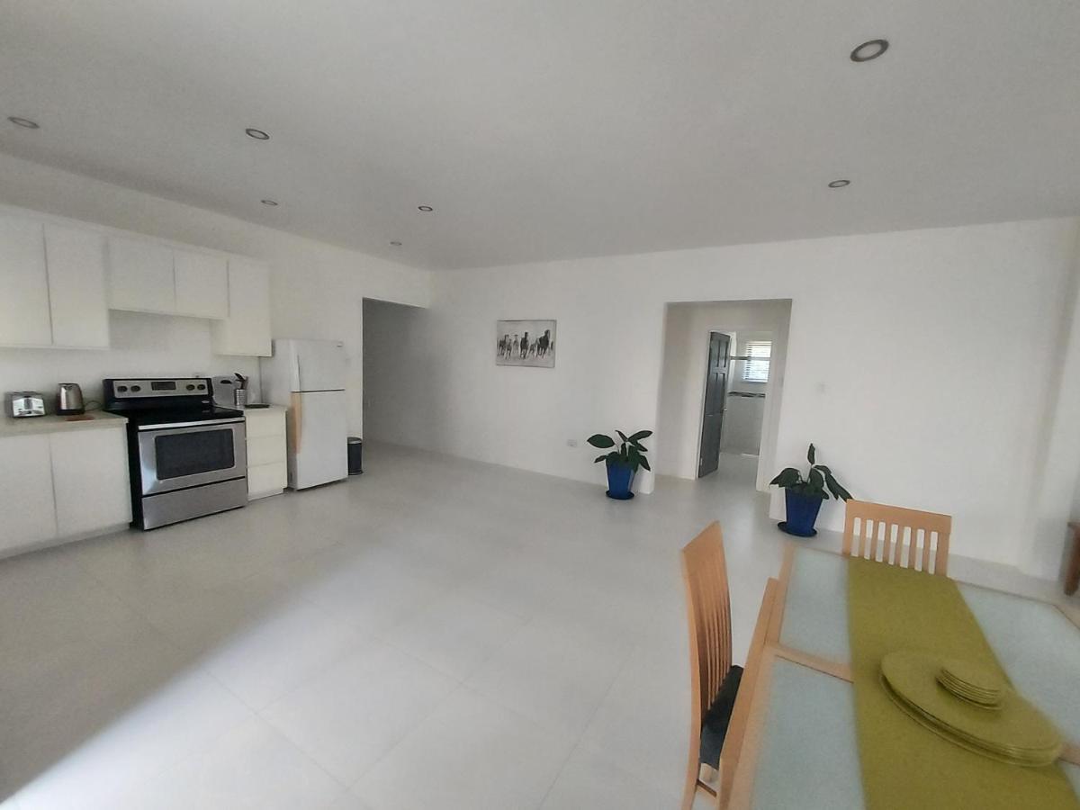 The Willow Apartment 奥乔里奥斯 外观 照片